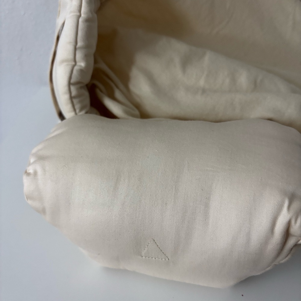Ergobaby Infant Insert - Picture 3 of 6